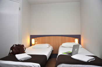 Hotel Premiere Classe Est - Chauray Niort